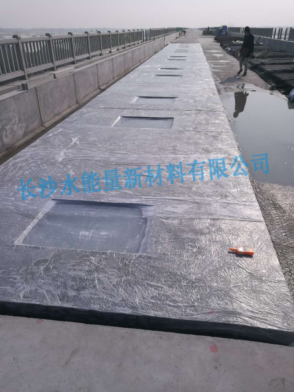 高鐵底座板的養(yǎng)護(hù)